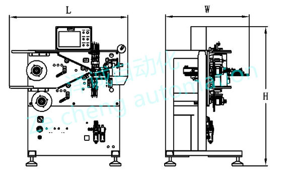 Lo SpA controlla la grande tagliatrice per la linea di produzione dell'Accumulatore litio-ione